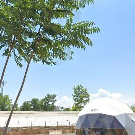 In Out Superior Glamping אנטליה